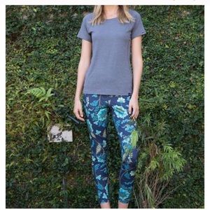 Gorgeous Sherpa Adventure Gear leggings!